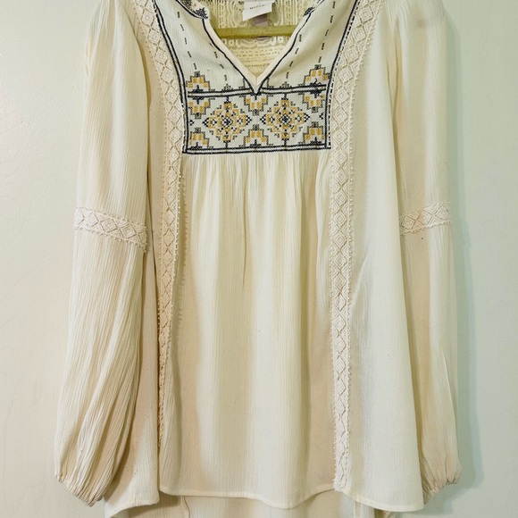 Knox Rose Tops - Knox Rose Cream Blouse with Embroidery